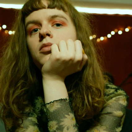 EMILY HOLM NYHUUS (REVEAL PARTY)